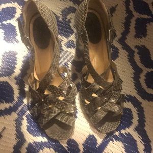 GB grey leather sandal wedges